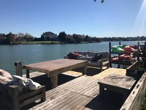 Casa en Venta al Oeste