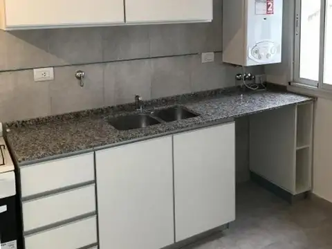Departamento en Alquiler con 1 cocheras