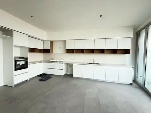 Departamento 4 ambientes con 4 baños