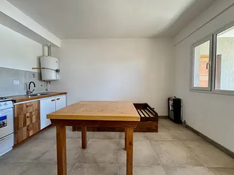 Depto Tipo Casa 2 ambientes con 1 baño