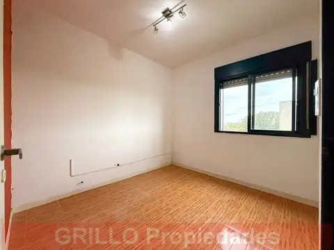 Departamento en Venta en Villa Lynch, USD 49.000