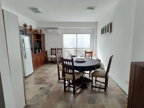 Valdenegro 2700, Piso 1