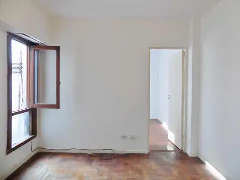 Depto Tipo Casa en Venta de 2 ambientes