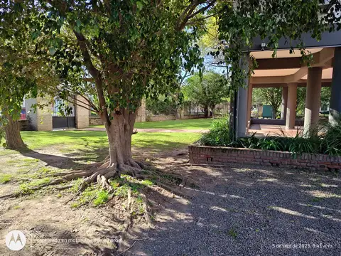 ¡Oportunidad única! Departamento 4 ambientes con parque y cochera. Excelente ubicación.