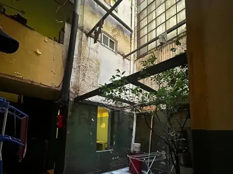 Piedras 900, Piso 0