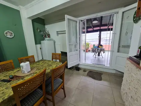 Depto Tipo Casa en Venta en Las Avenidas, USD 89.000