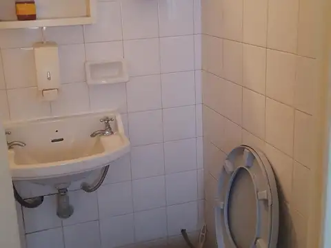 Departamento 7 ambientes con 2 baños