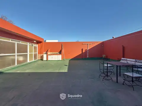 Casa 8 ambientes con 1 baño