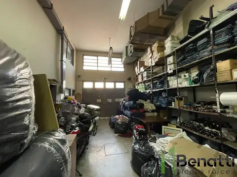 Galpon en Venta 45  mts Fondo