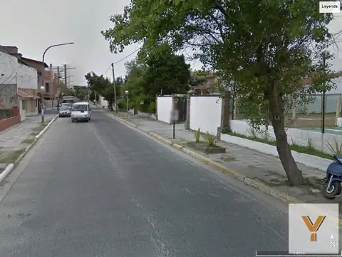 Mendoza e/ Alberdi y Domingo Faustino Sarmiento