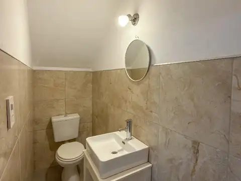 Casa 3 ambientes con 2 baños