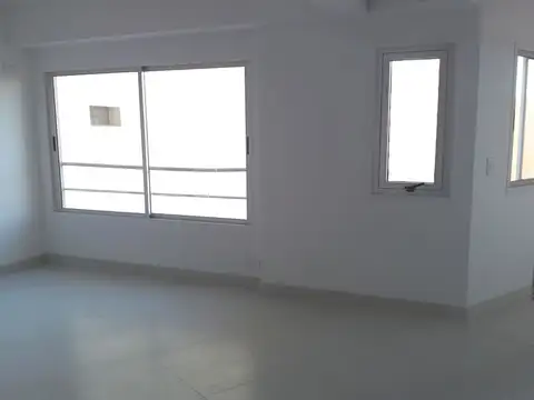 Teniente General Eustoquio Frías 400