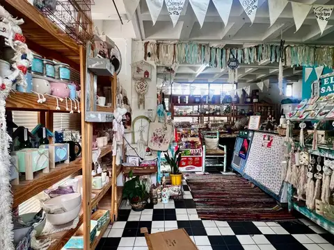 Local en Venta 45 años