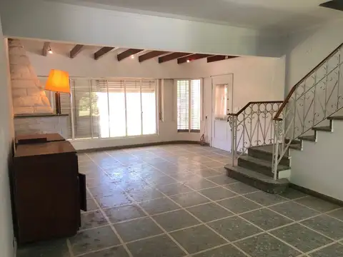 Casa  en Venta en Ramos Mejía, La Matanza, G.B.A. Zona Oeste