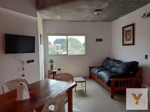 Casa en venta - 2 Dormitorios 1 Baño 1 Cochera - 300Mts2 - Mar Del Sur