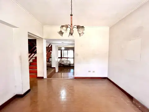 Casa en Venta con 1 cochera