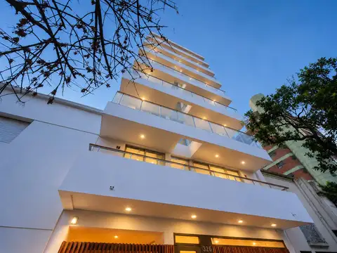 MONOAMBIENTE EN VENTA - Calle 8 e/ 38 y 39  La Plata