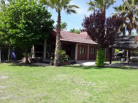 Casa Quinta con piscina en Las Compuertas.