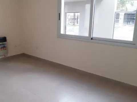 Grand Bourg Dpto 1 Dor 1er Piso Condominio , Piso 1