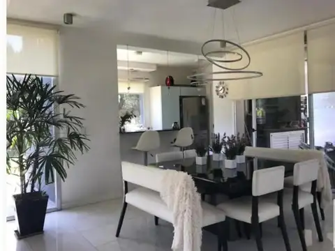 Casa en Venta en Pinamar, USD 360.000
