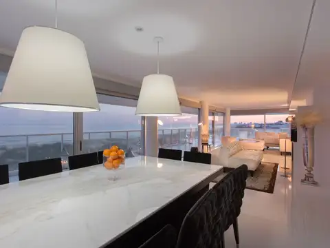 Departamento en Venta en Punta del Este, USD 2.685.000