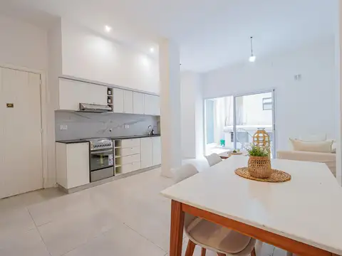 Venta Departamento 3 ambientes con patio en Caballito