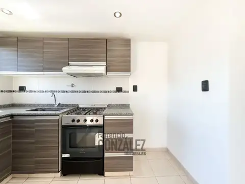 Departamento en Alquiler con 1 cocheras