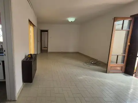 Depto Tipo Casa en Venta 51 años