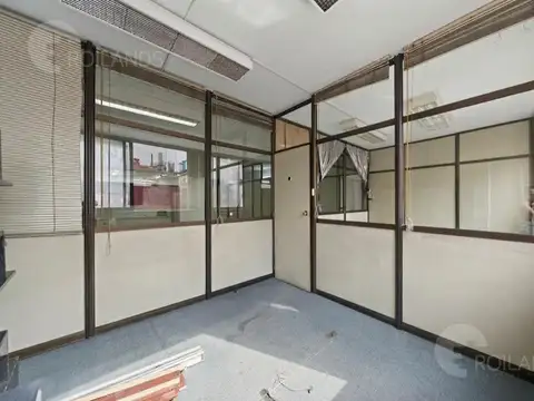 Oficina 3 ambientes con 2 baños