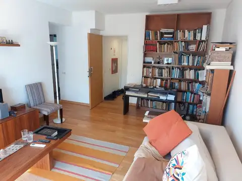 Semipiso a contrafrente abierto c/cochera