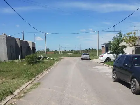 LOTE EN VENTA BARRIO TERRANOVA BEEMUDEZ