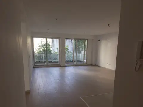 Cnel E Bonorino 100, Piso 3