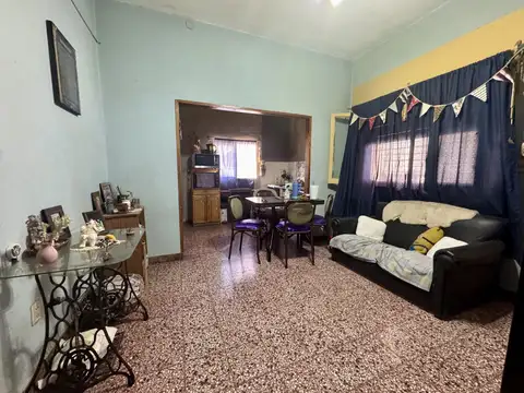 Depto Tipo Casa en Venta en Caseros, USD 140.000