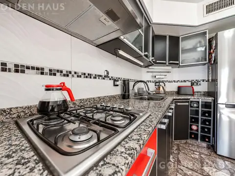 Casa 5 ambientes Con Pileta Climatizada in out y Gran Quincho en Monte Castro