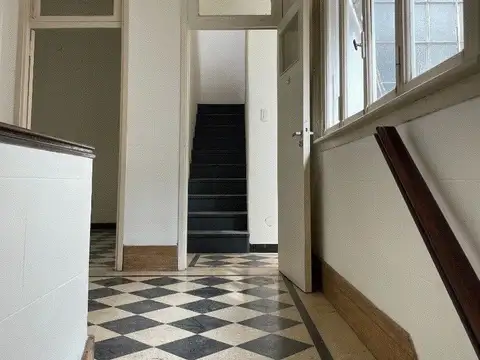 Depto Tipo Casa en Alquiler de 4 ambientes