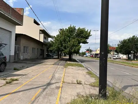 Local en Venta Via Pública