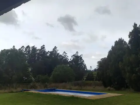 Casa 5 ambientes con 2 baños