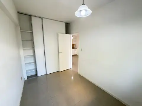 Coronel Ramón Lorenzo Falcón 3000, Piso 2