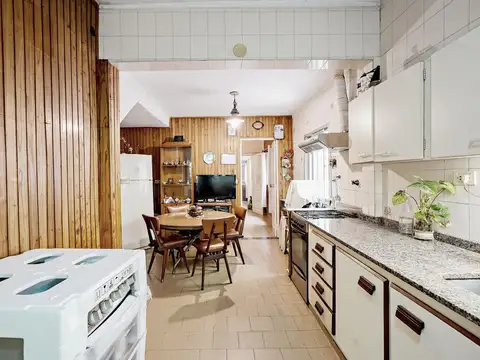 Depto Tipo Casa en Venta de 8 ambientes