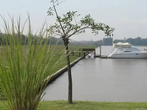 Increible Lote 43 en venta al río en Barrio San Juan, Villa Nueva, tigre