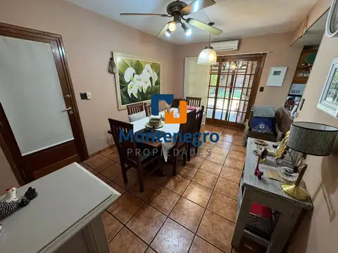 Casa 5 ambientes con 2 baños