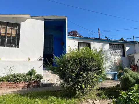 IDEAL INVERSIÓN: TRES CASAS EN VENTA EN MENDIOLAZA