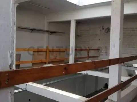 VENTA LOCAL COMERCIAL 241 M2 VILLA LUGANO