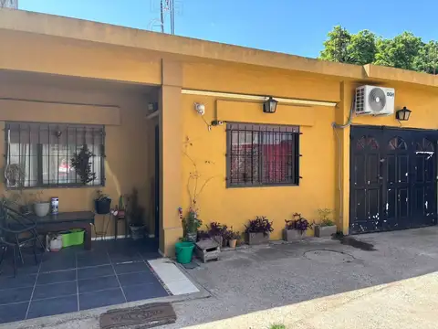 VENTA CASA 3 AMB BARRIO SARMIENTO OPORTUNIDAD!