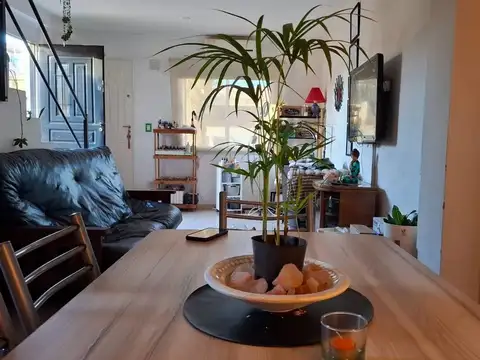 Depto Tipo Casa en Venta 15 años