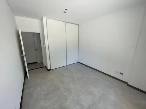 Departamento en Alquiler con 4 cocheras
