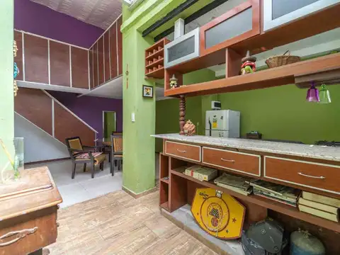 PINTORESCO PH CON TERRAZA Y MONOAMBIENTE