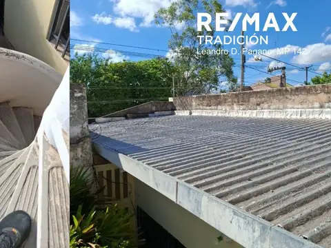 Depto Tipo Casa 3 ambientes con 2 baños