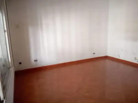 CASA EN ALQUILER 3 AMBIENTES