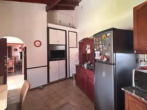 Casa 5 ambientes con 3 baños